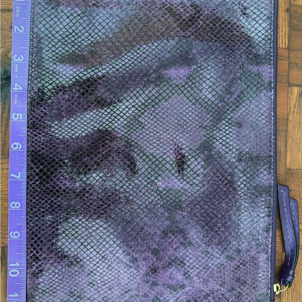 COACH Peyton Embossed Leather Snake Zipper Satchel Pouch Clutch Bag - Picture 3 of 9